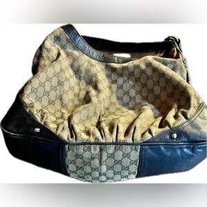 Gucci Beige and Black Shoulder Bag